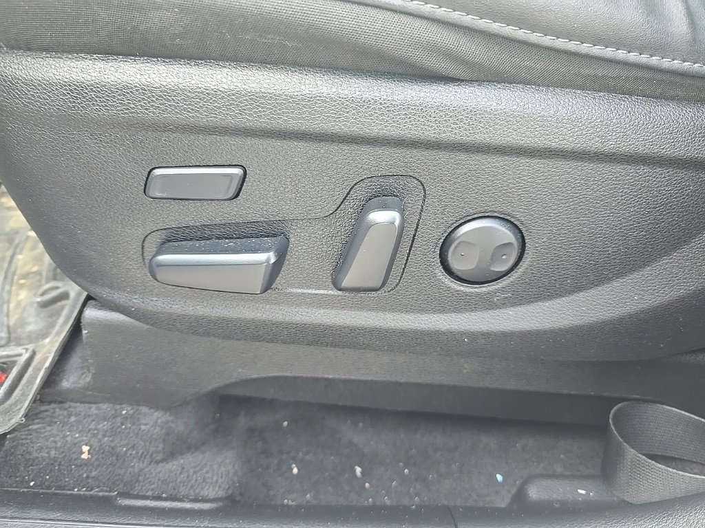 Used 2022 Kia Telluride SX w/ SX Prestige Package image 10