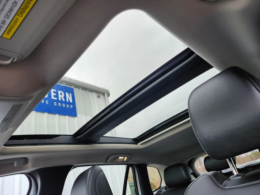 Used 2024 MAZDA CX-50 AWD 2.5 S w/ Weather Package image 18