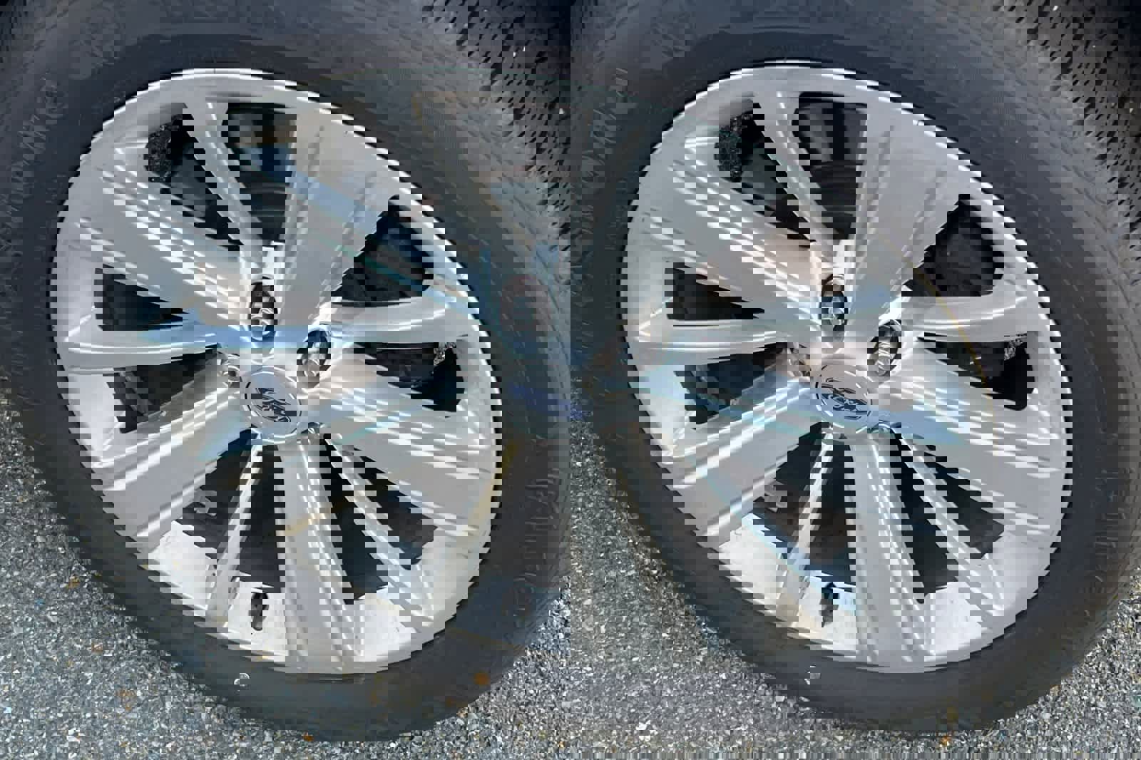 Used 2019 Ford Explorer Limited w/ Class III Trailer Tow Package FWD image 22