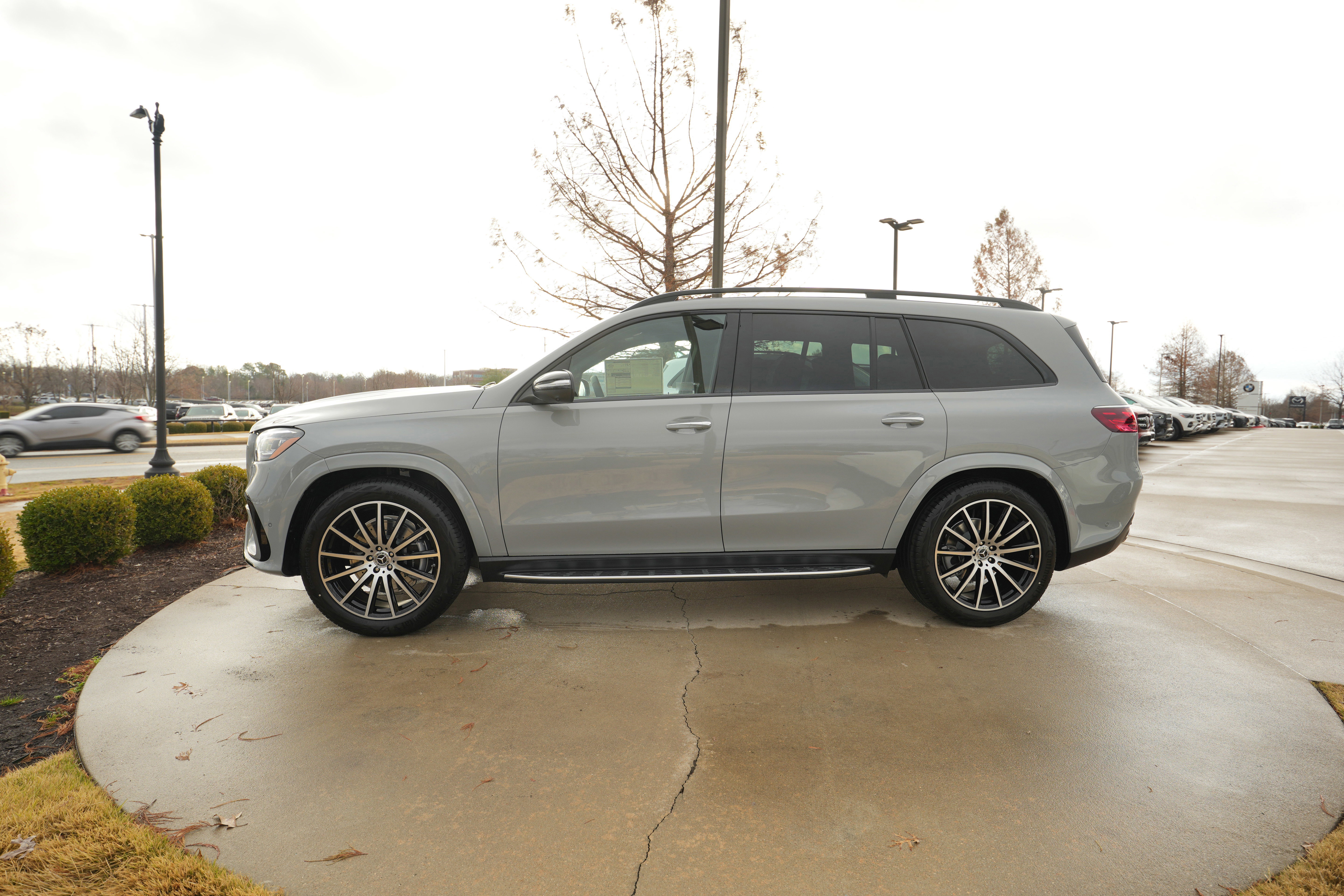 New 2026 Mercedes-Benz GLS 450 4MATIC image 4