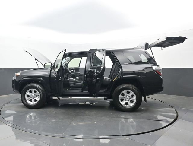 Used 2024 Toyota 4Runner SR5 Premium w/ Moonroof Package AWD/4WD image 34