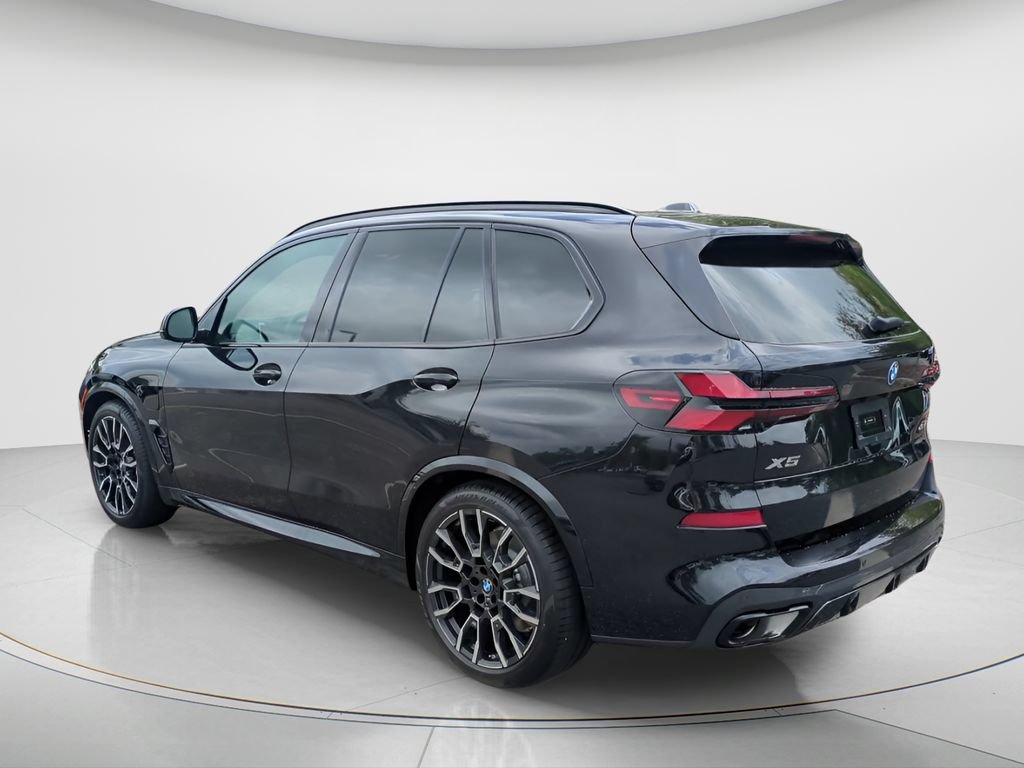 New 2026 BMW X5 xDrive50e w/ Executive Package AWD/4WD image 3