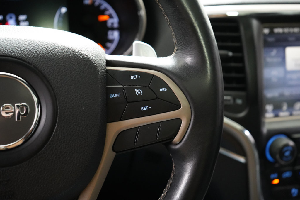 Used 2017 Jeep Grand Cherokee Limited w/ Luxury Group II AWD/4WD image 15