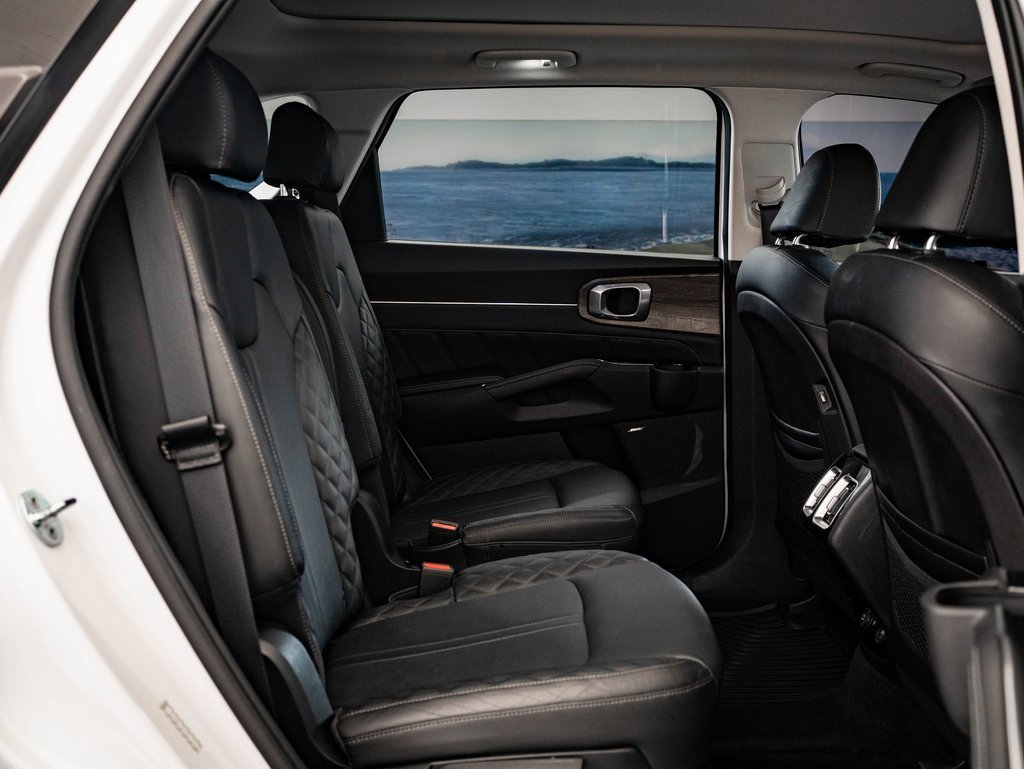 Used 2021 Kia Sorento SX Prestige image 48