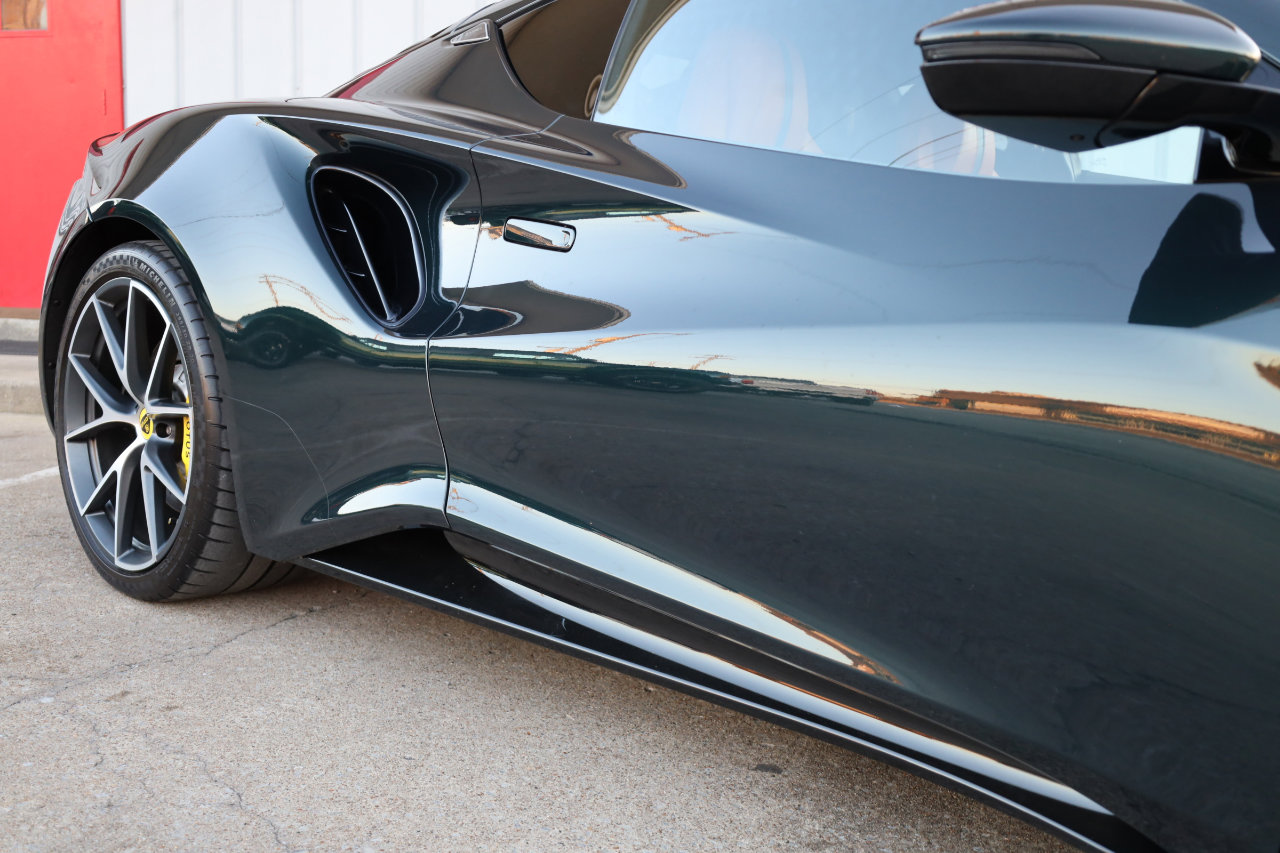 Used 2024 Lotus Emira First Edition image 38