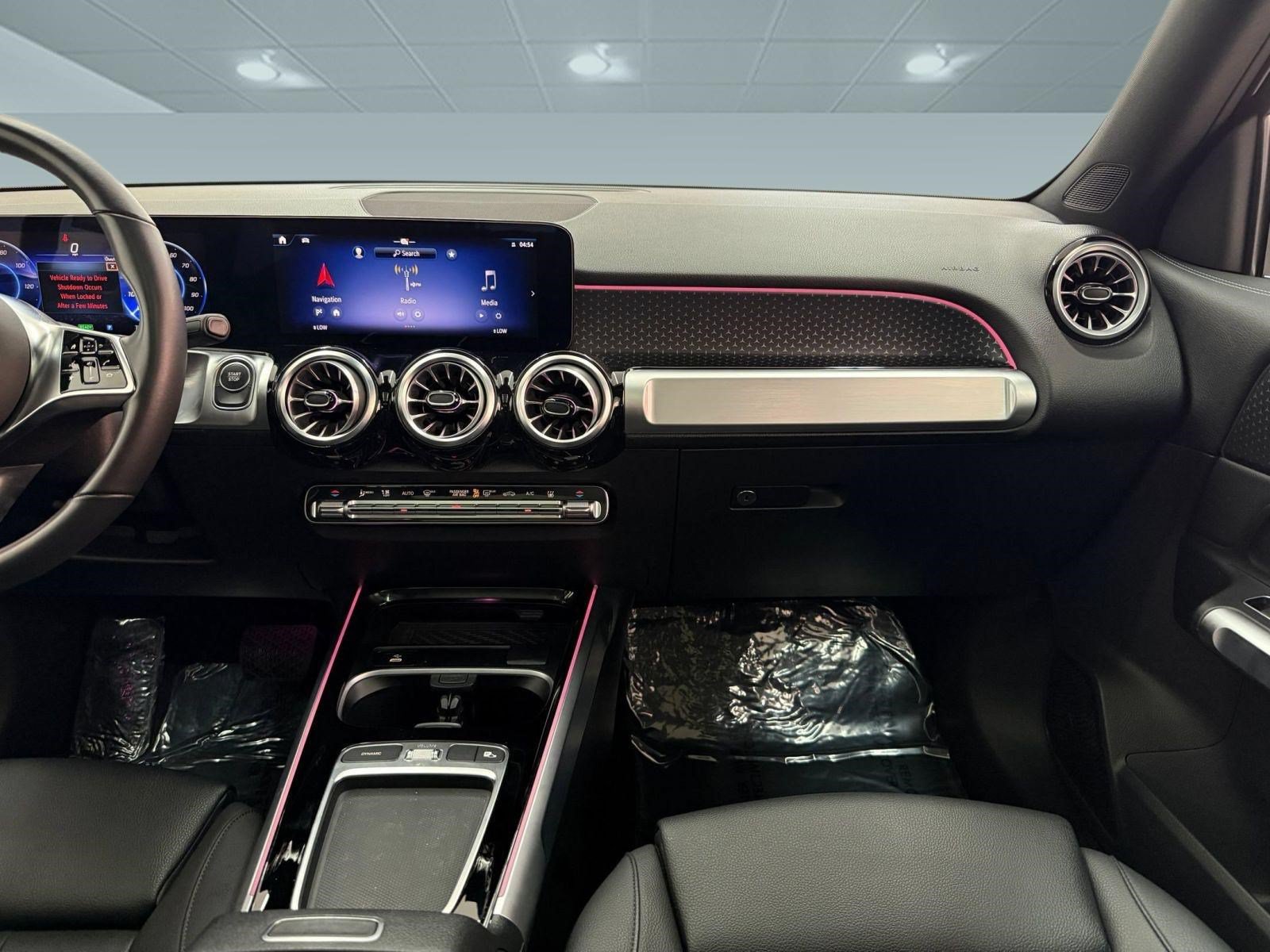 Used 2024 Mercedes-Benz EQB 250+ image 31