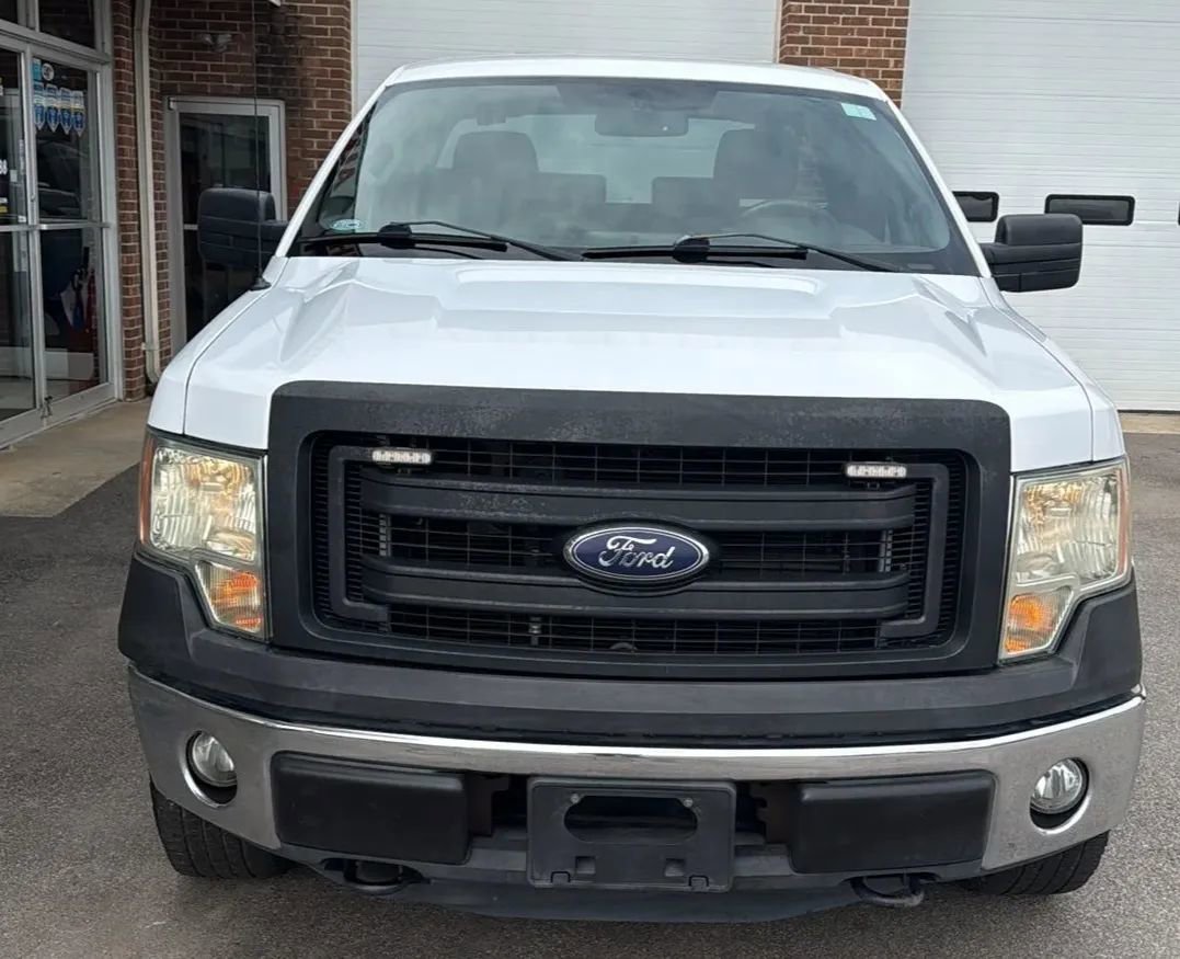 Used 2014 Ford F150 XL w/ Equipment Group 101A Mid AWD/4WD image 4
