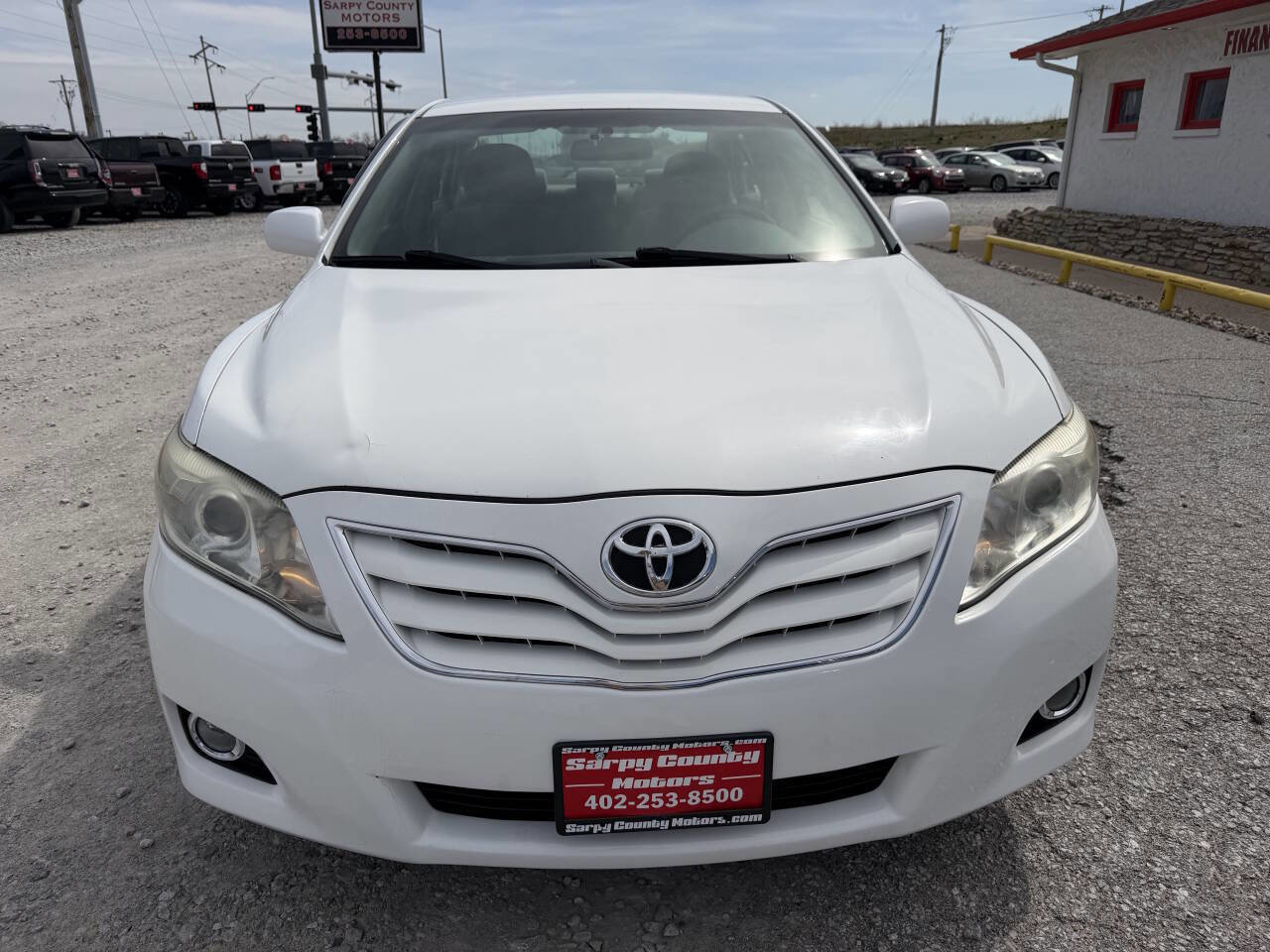 Used 2010 Toyota Camry LE image 8