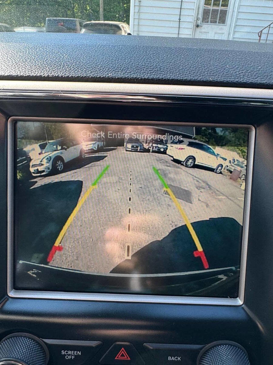 Used 2015 Jeep Grand Cherokee Limited w/ Trailer Tow Group IV AWD/4WD image 30
