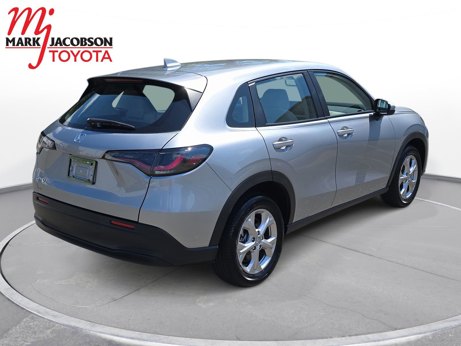 Used 2025 Honda HR-V LX image 9