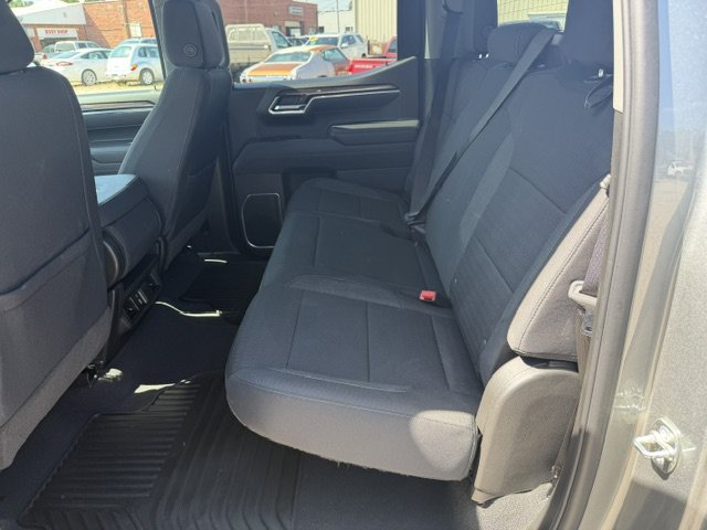 Used 2026 Chevrolet Silverado 1500 LT AWD/4WD image 13