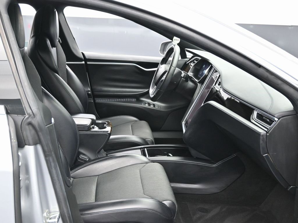 Used 2017 Tesla Model S 75 image 40