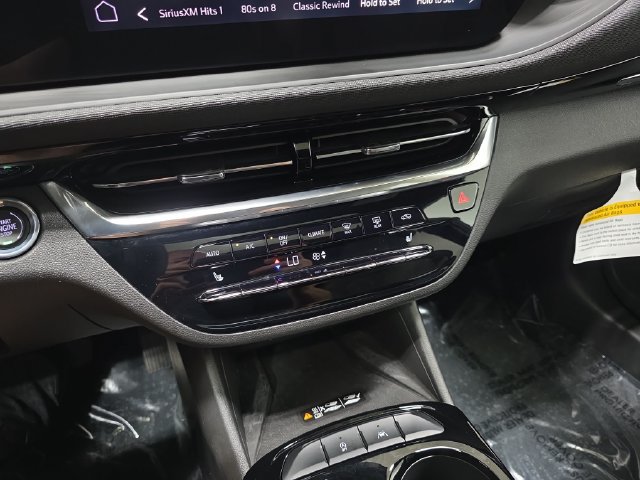 Used 2024 Buick Envista Avenir FWD image 24