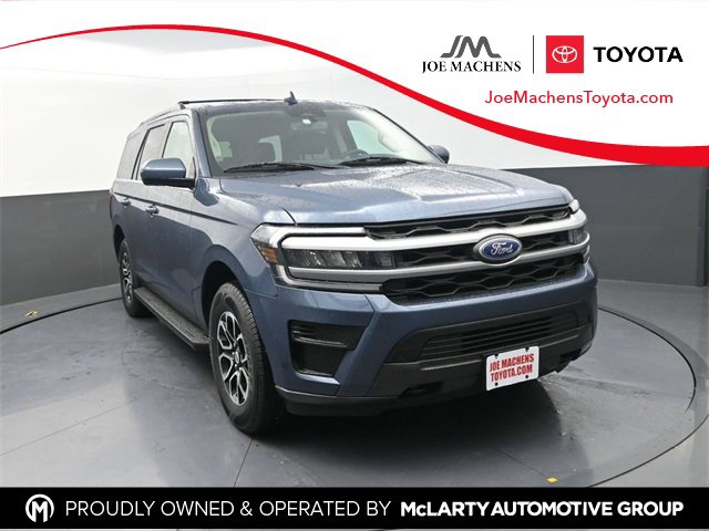 Used 2022 Ford Expedition XLT image 1