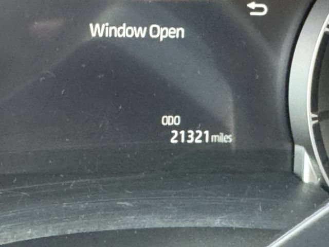 Used 2025 Toyota Highlander LE FWD image 8