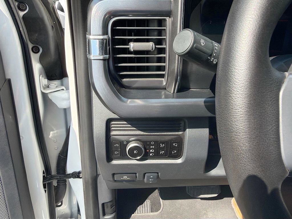 Used 2025 Ford F450 Lariat w/ Lariat Ultimate Package image 10