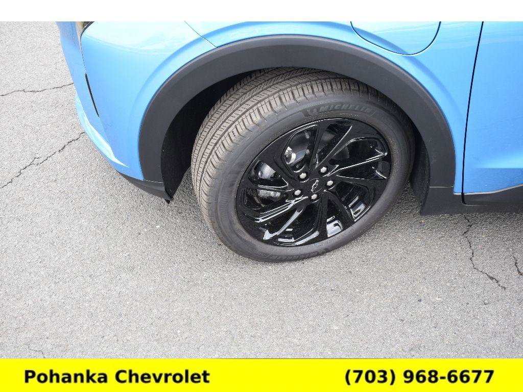 New 2027 Chevrolet Bolt RS FWD image 29