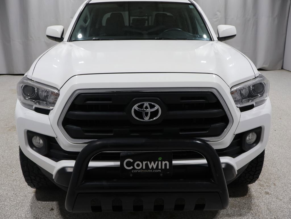 Used 2017 Toyota Tacoma SR5 image 8
