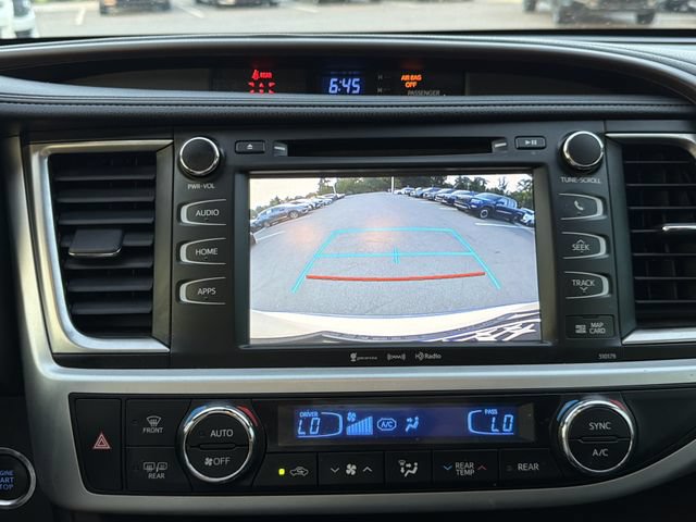 Used 2018 Toyota Highlander XLE FWD image 29