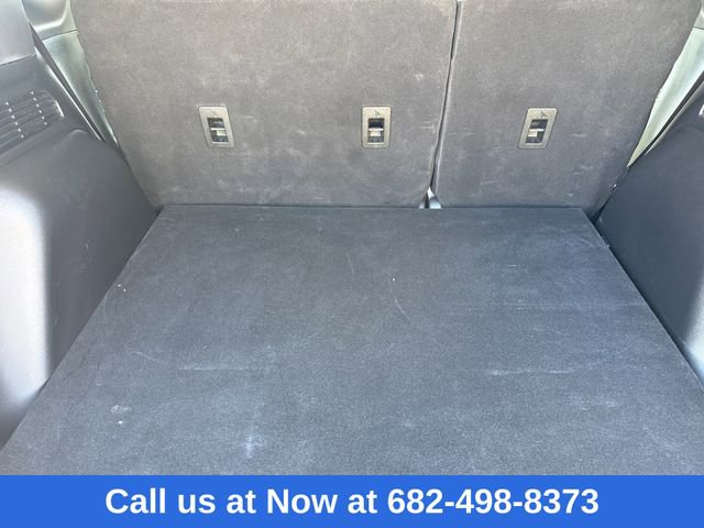 Used 2022 Ford Escape SE w/ SE Sport Appearance Package image 10