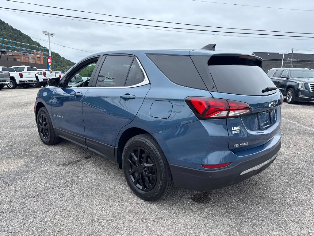 Used 2024 Chevrolet Equinox LT AWD/4WD image 3