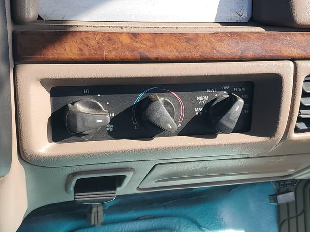 Used 1996 Ford Bronco XLT AWD/4WD image 15