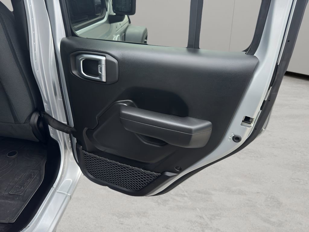 Used 2024 Jeep Wrangler Sport S AWD/4WD image 11