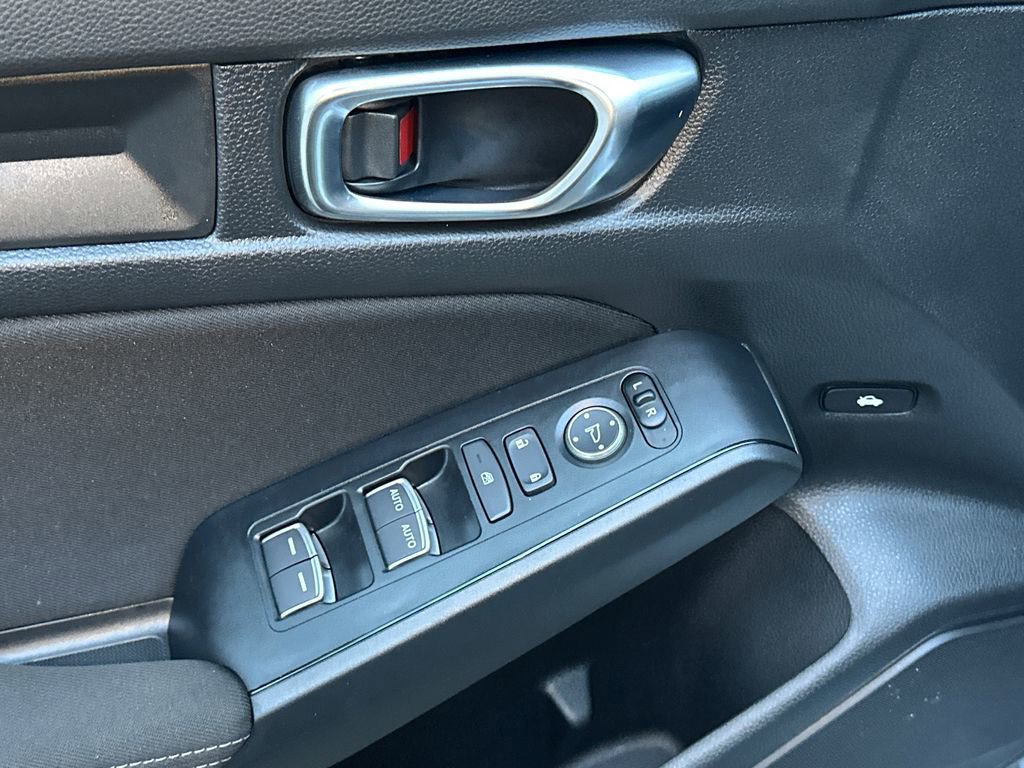 Used 2025 Honda Civic Sport image 17