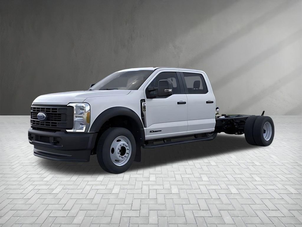 New 2026 Ford F550 4x4 Crew Cab image 2