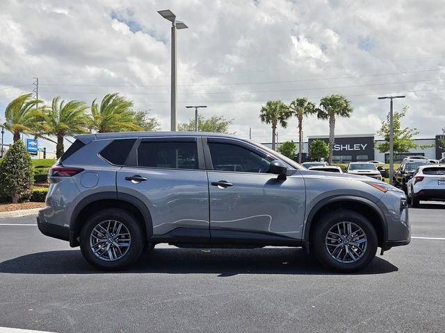 Used 2026 Nissan Rogue S FWD image 7
