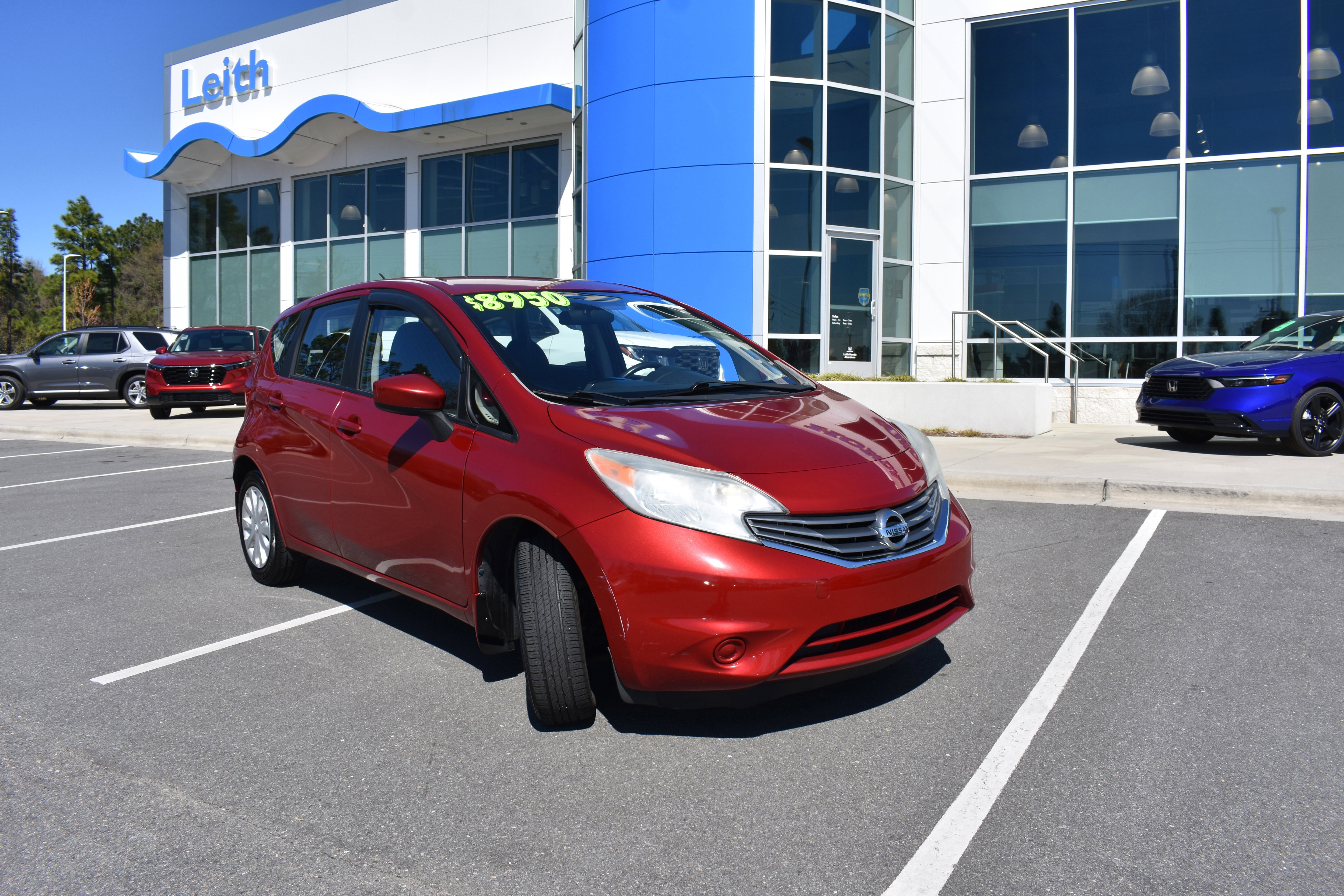 Used 2015 Nissan Versa Note SV image 1