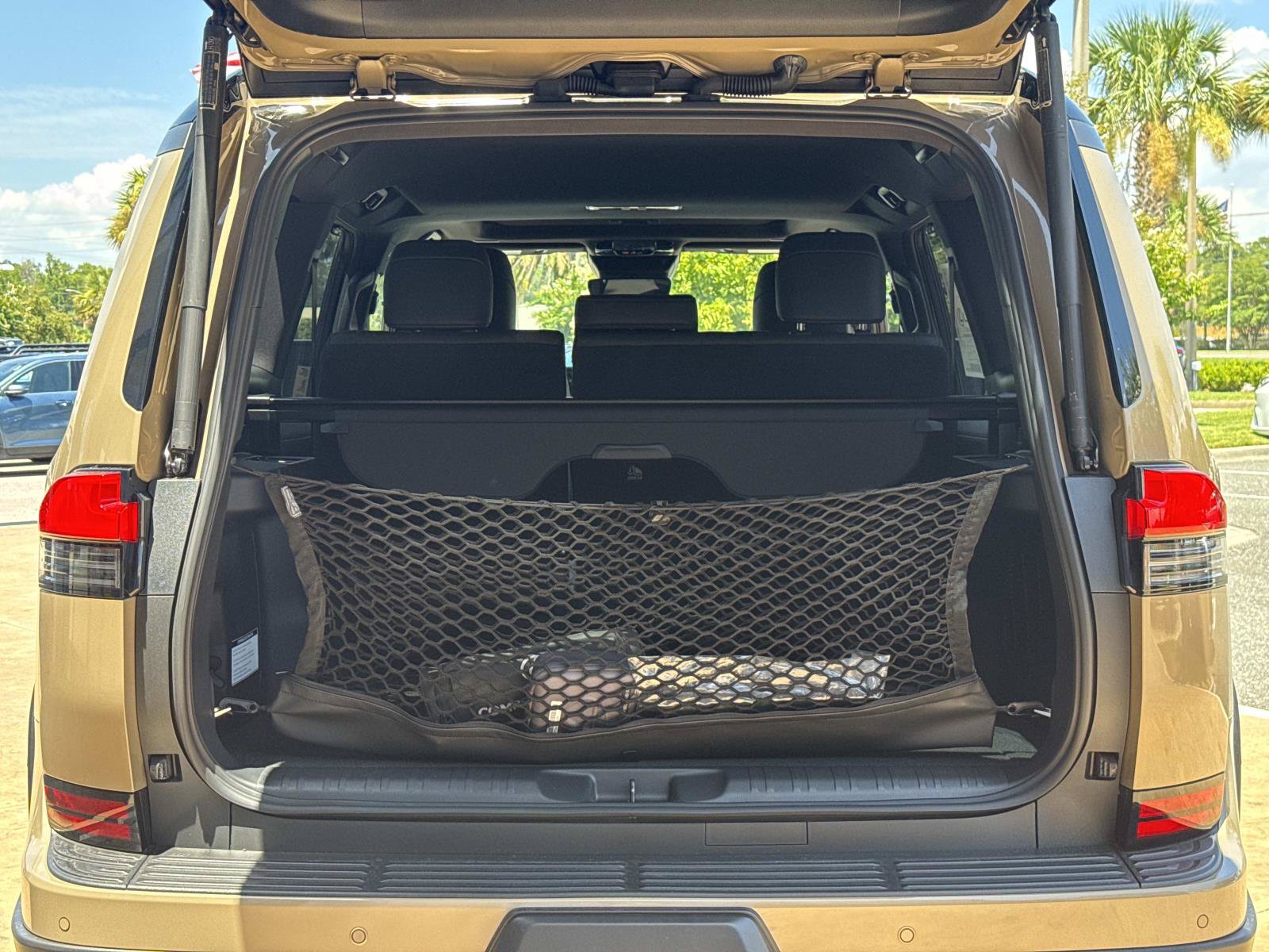 Certified 2025 Lexus GX 550 AWD/4WD image 5