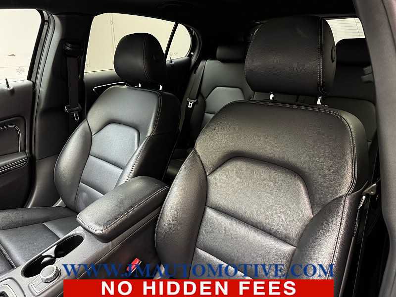 Used 2018 Mercedes-Benz GLA 250 4MATIC image 14
