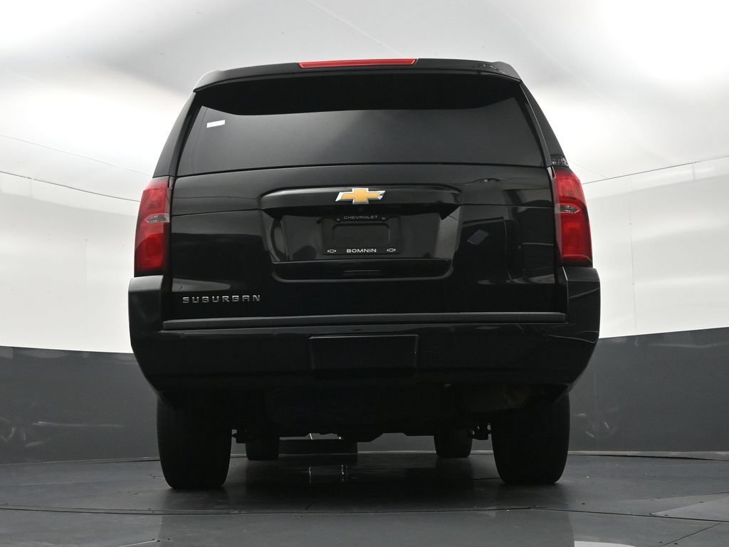 Used 2019 Chevrolet Suburban LT AWD/4WD image 26