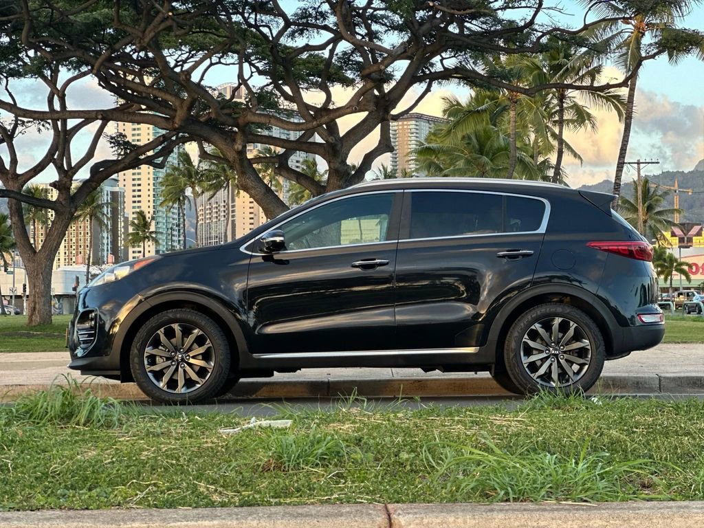 Used 2018 Kia Sportage EX w/ EX Sport Appearance Package image 2