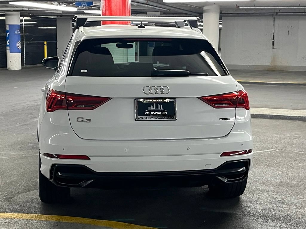 Used 2022 Audi Q3 2.0T Premium Plus w/ Premium Plus Package AWD/4WD image 34
