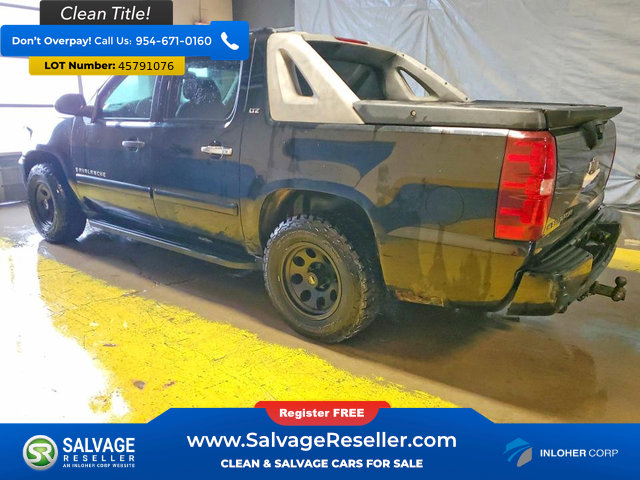 Used 2007 Chevrolet Avalanche LTZ w/ LTZ Preferred Equipment Group image 3