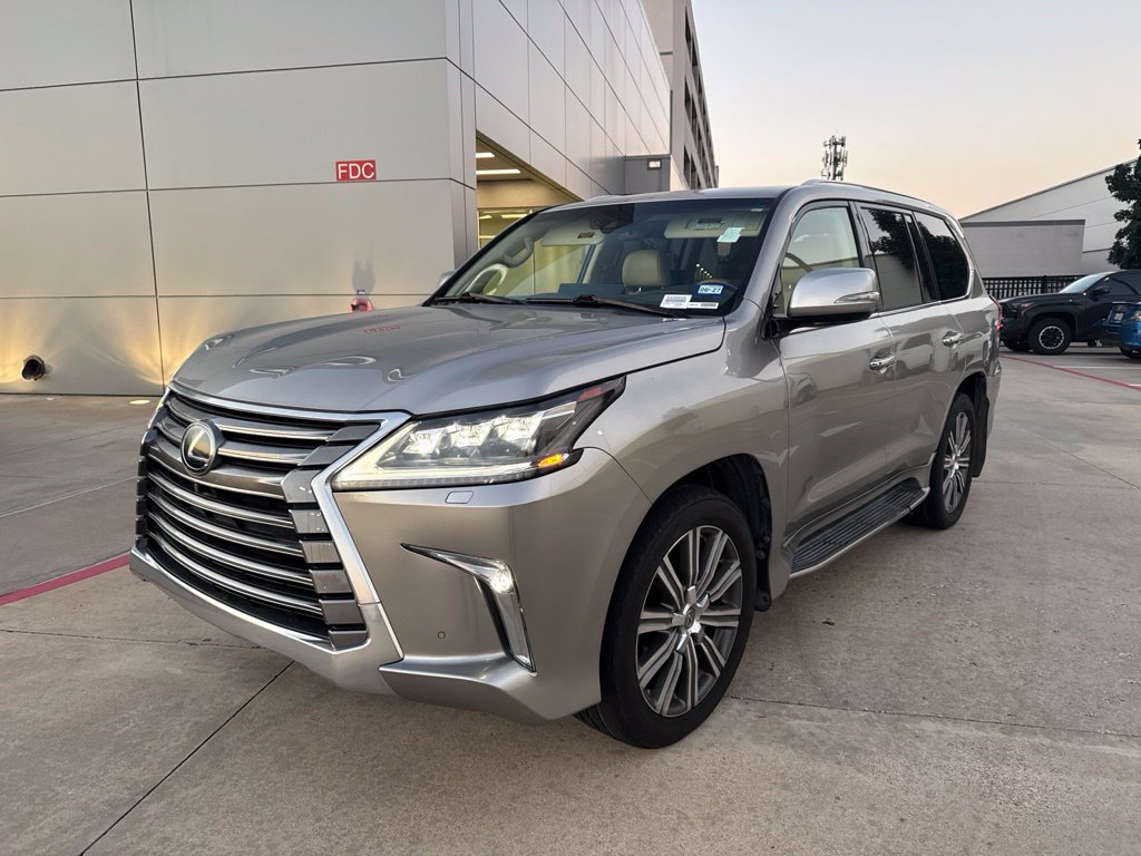 Used 2016 Lexus LX 570 4WD w/ Luxury Package image 1