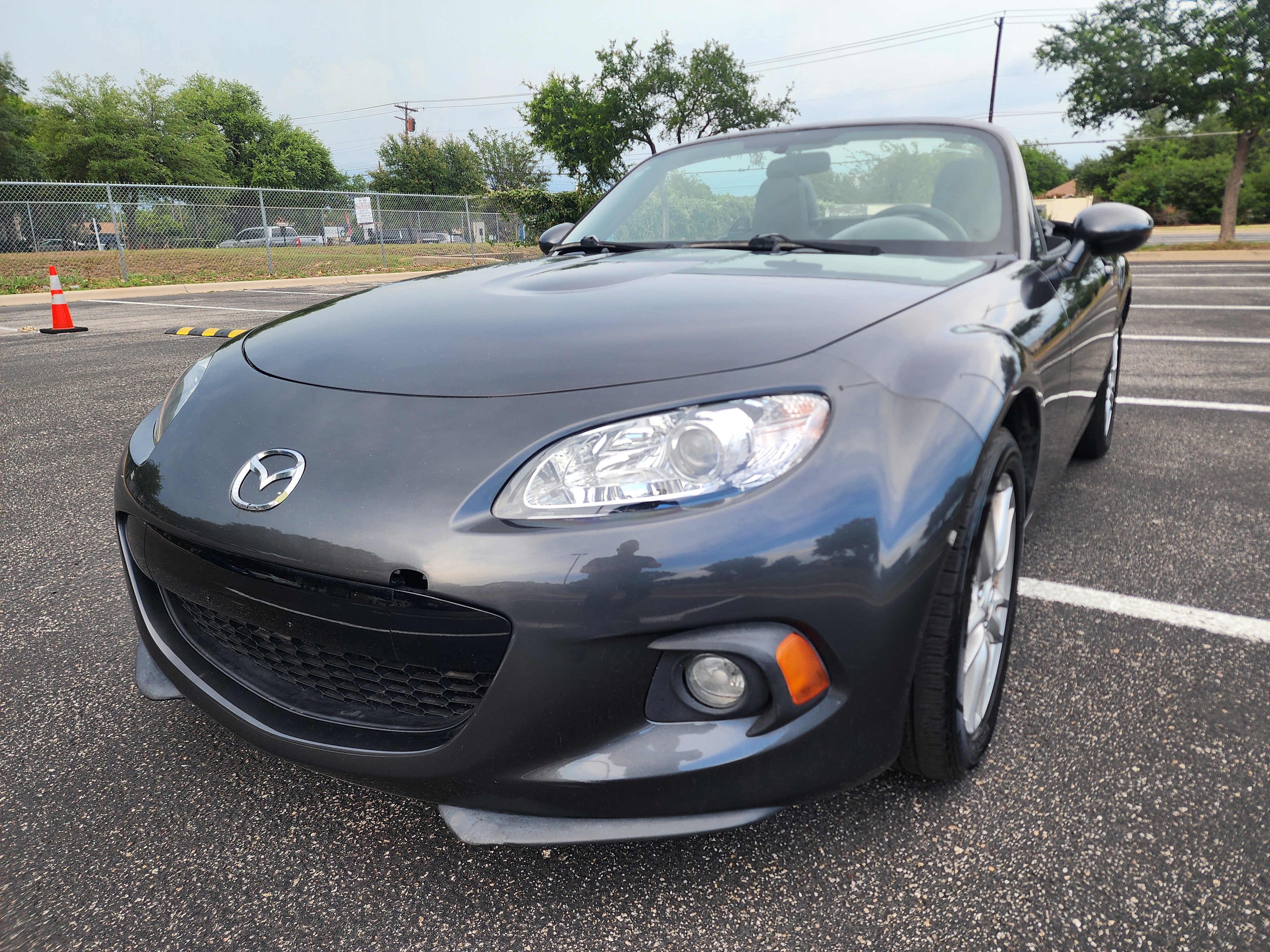 Used 2014 MAZDA MX-5 Miata Sport RWD image 23