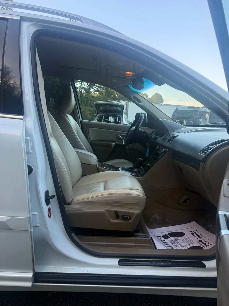 Used 2014 Volvo XC90 3.2 FWD image 18