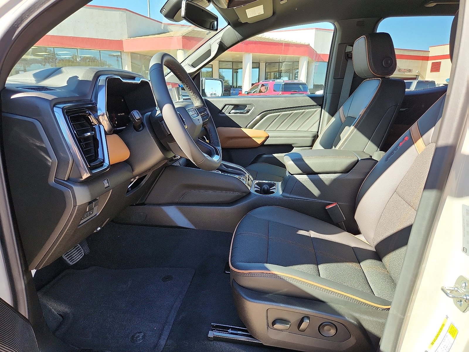 New 2026 GMC Canyon AT4 image 9