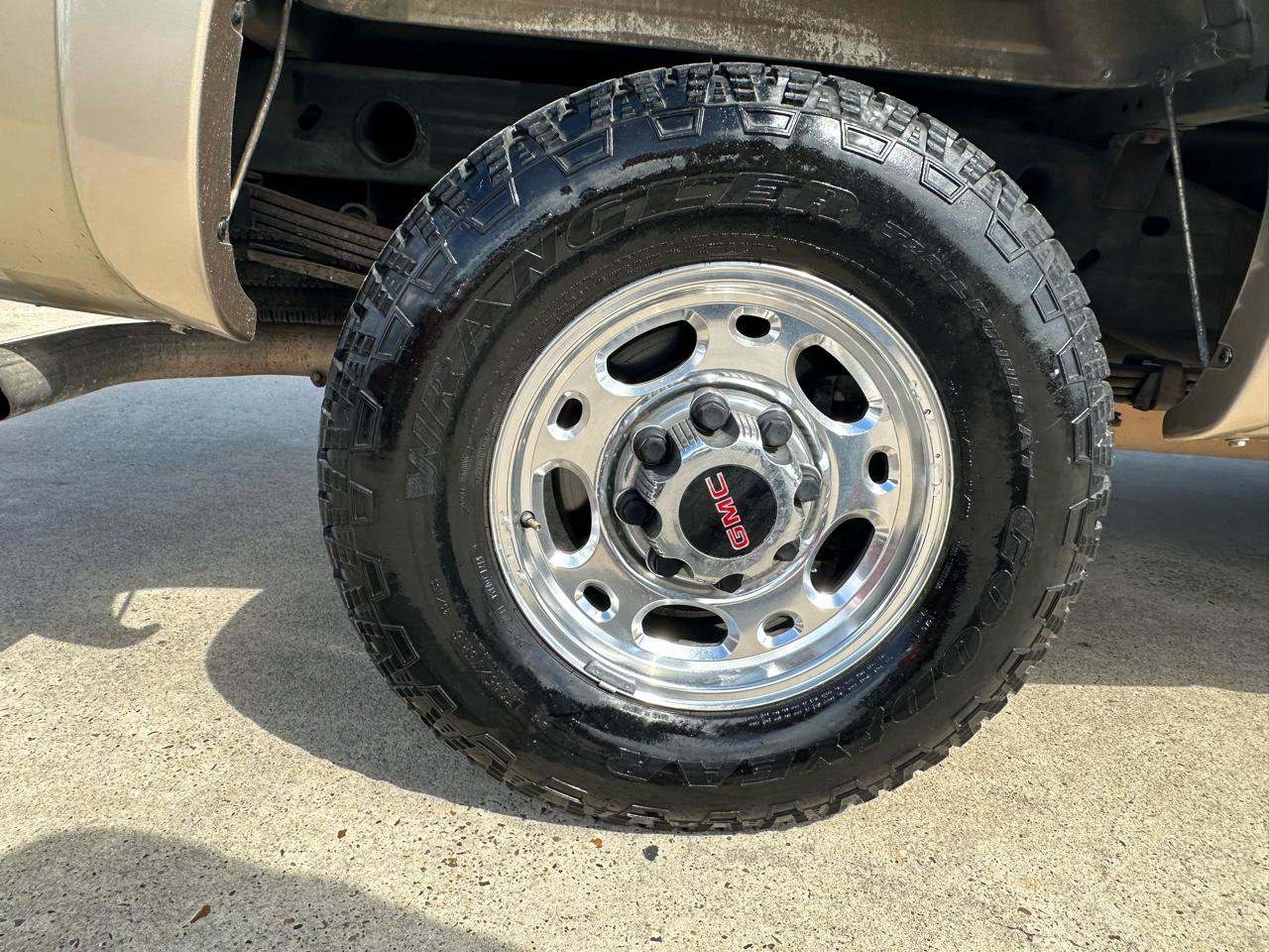 Used 2004 GMC Sierra 2500 SLE RWD image 11