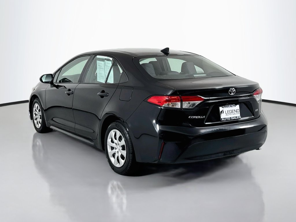 Used 2025 Toyota Corolla LE FWD image 8