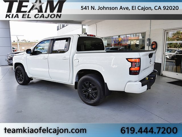 Used 2023 Nissan Frontier SV w/ Midnight Edition Package image 8