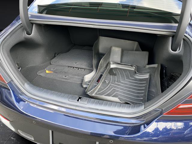 Used 2023 Genesis G70 3.3T w/ Sport Prestige Package image 17