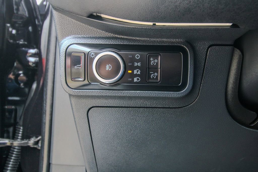 Used 2025 Ford Explorer ST-Line w/ Premium Package image 20