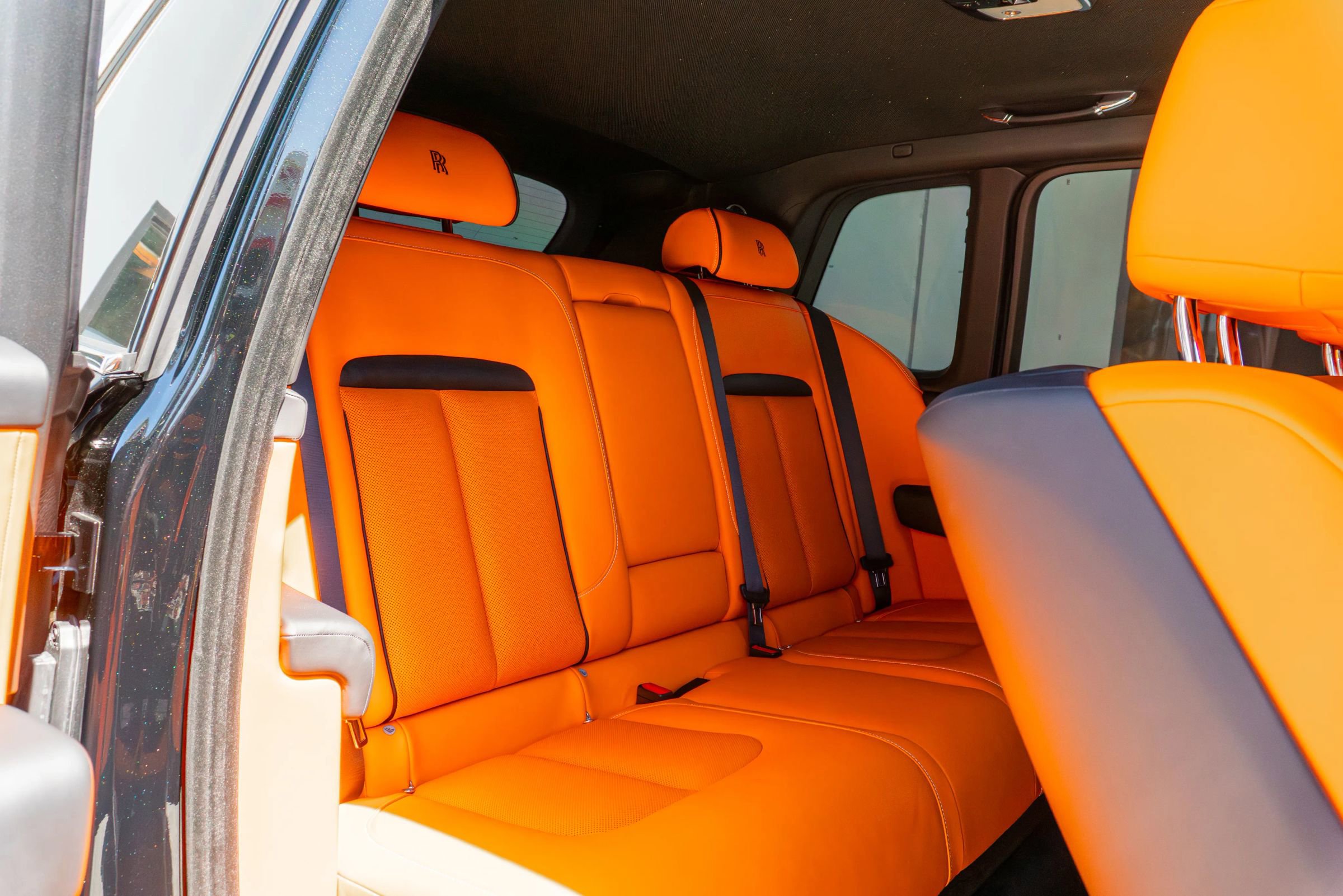 Used 2025 Rolls-Royce Cullinan image 13