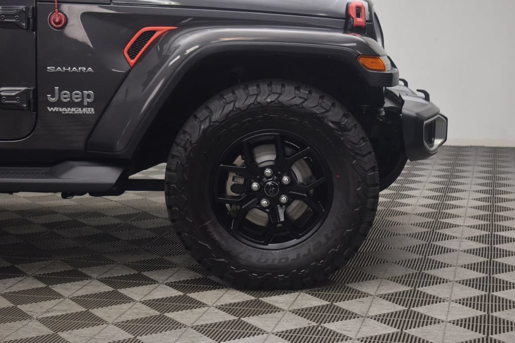 Used 2021 Jeep Wrangler Unlimited Sahara AWD/4WD image 32