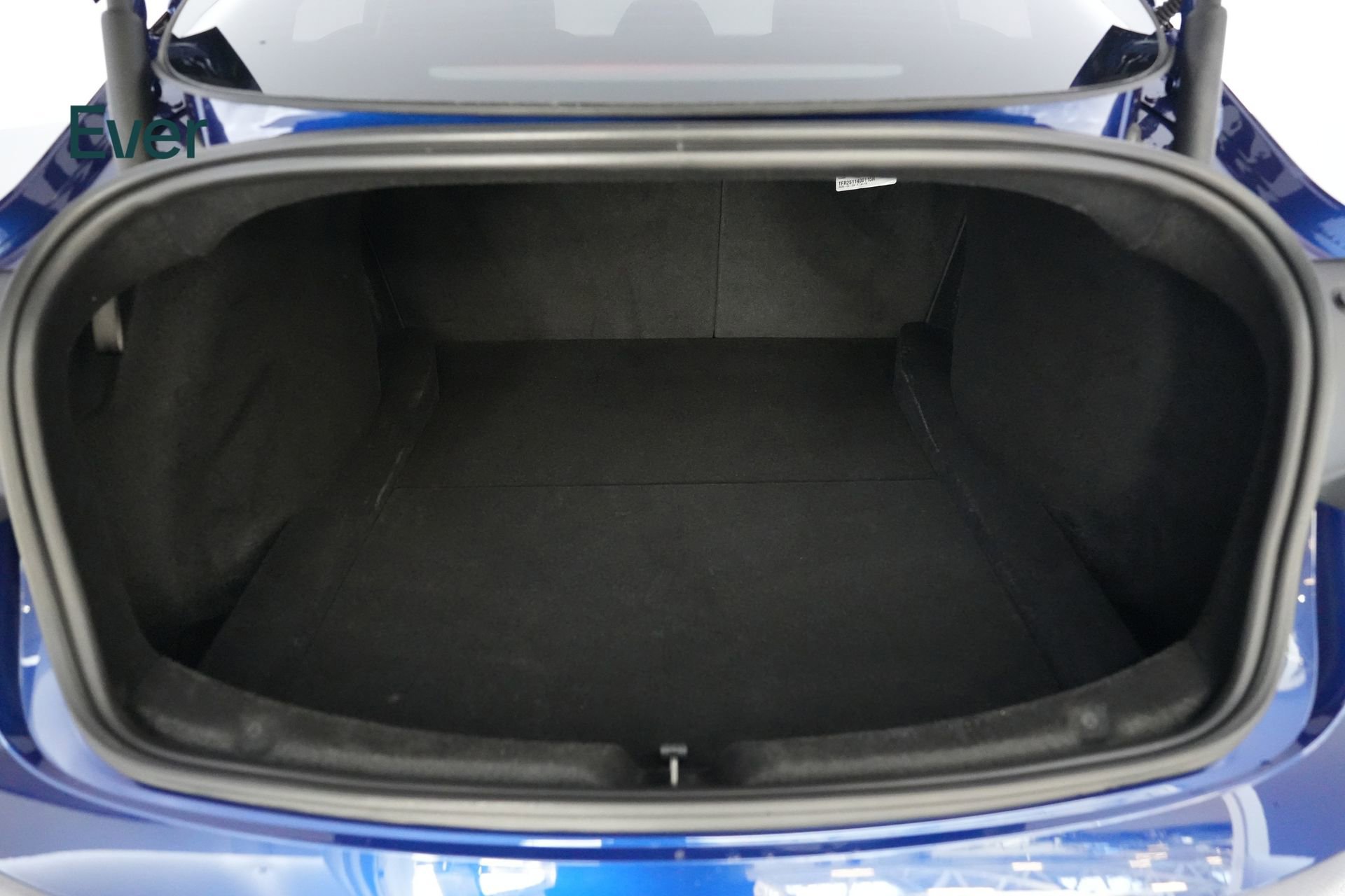 Used 2025 Tesla Model 3 Long Range image 8