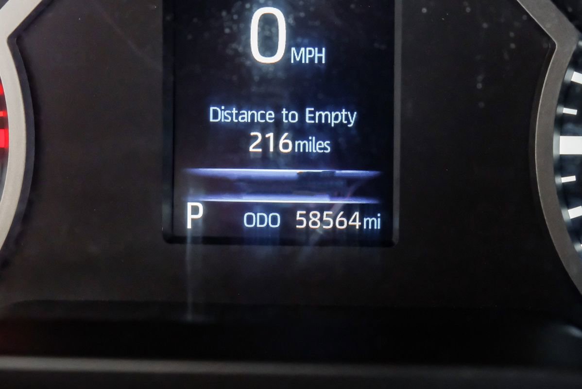 Used 2022 Toyota Tundra SR5 w/ SR5 Convenience Package image 20